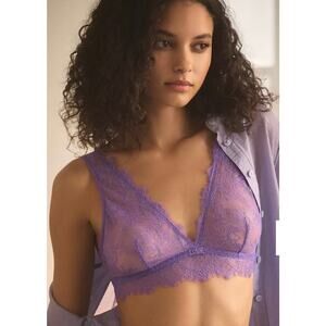 Love Stories Cherie Lace Bra - Size 32C - New Without Tags